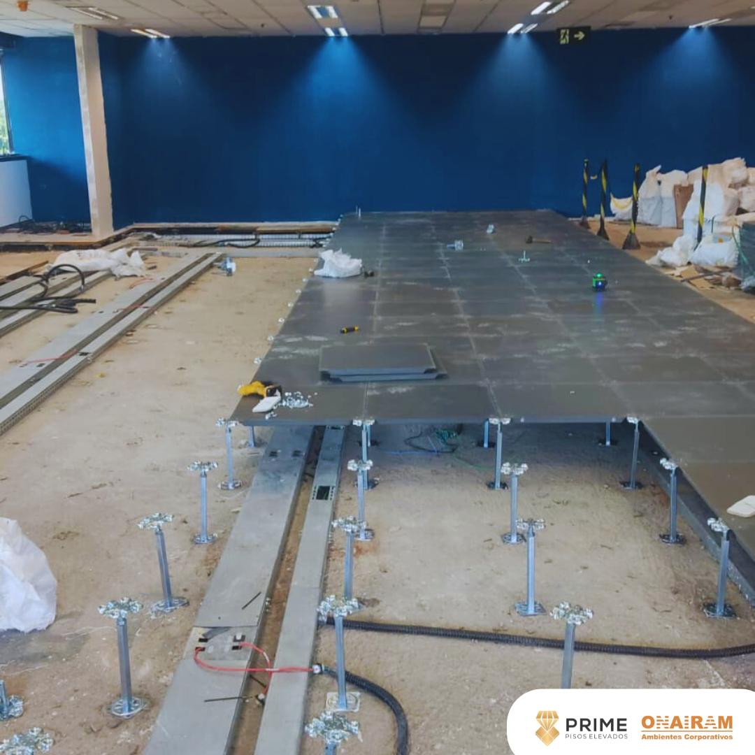 Piso Elevado para Ambientes Corporativos
