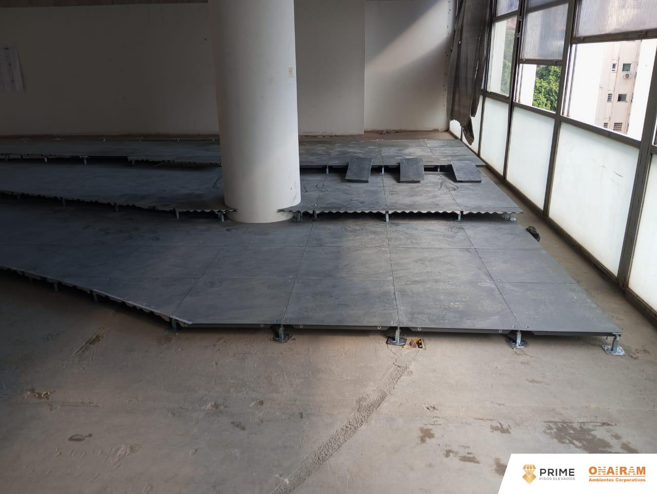 Piso Elevado para Ambientes Corporativos