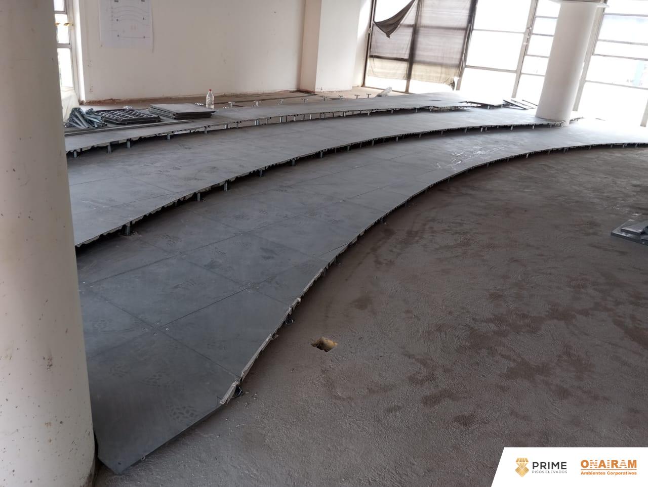 Piso Elevado para Ambientes Corporativos