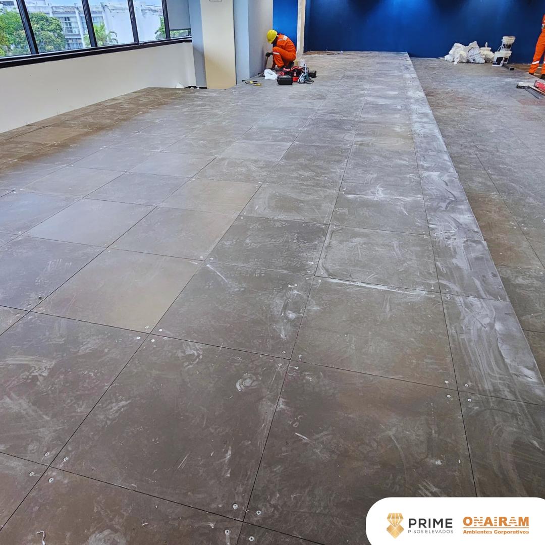 Piso Elevado para Ambientes Corporativos